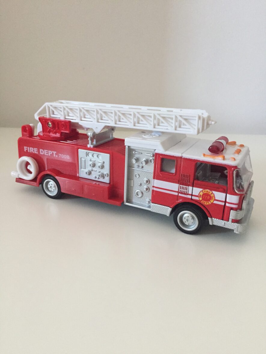 Masinuta pompieri lumini si sunet die cast metal jucariidezece.ro (10)